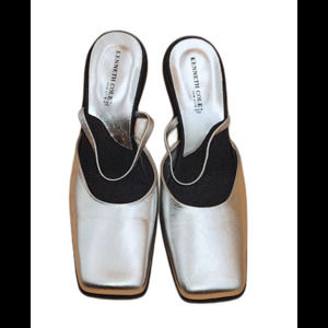 Brand new women's Sliver Kenneth Cole Shoes US Size 8.5. Made in Italy.